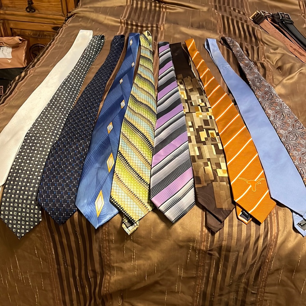 Tie Lot